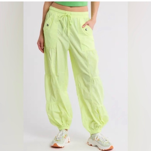 Free People Movement Neon Lime Parachute Jogger Pants S/P Lightweight Athleisure - Picture 3 of 7